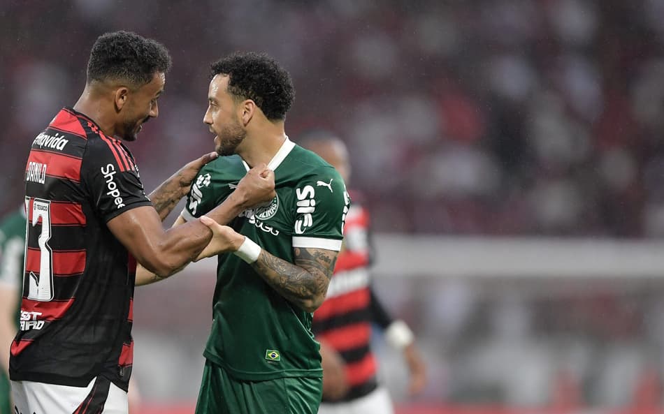 Flamengo e Palmeiras duelaram no Maracanã (Foto: Thiago Ribeiro/AGIF)