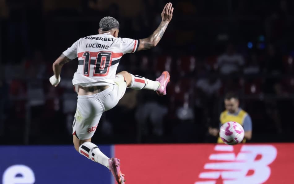 Luciano atacante São Paulo