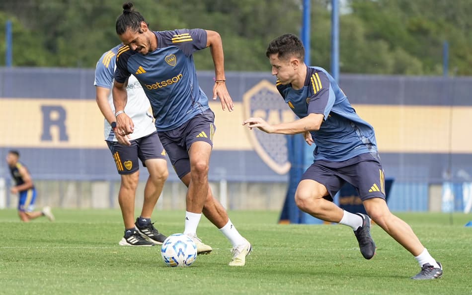 Ander Herrera e Cavani em treino do Boca Juniors