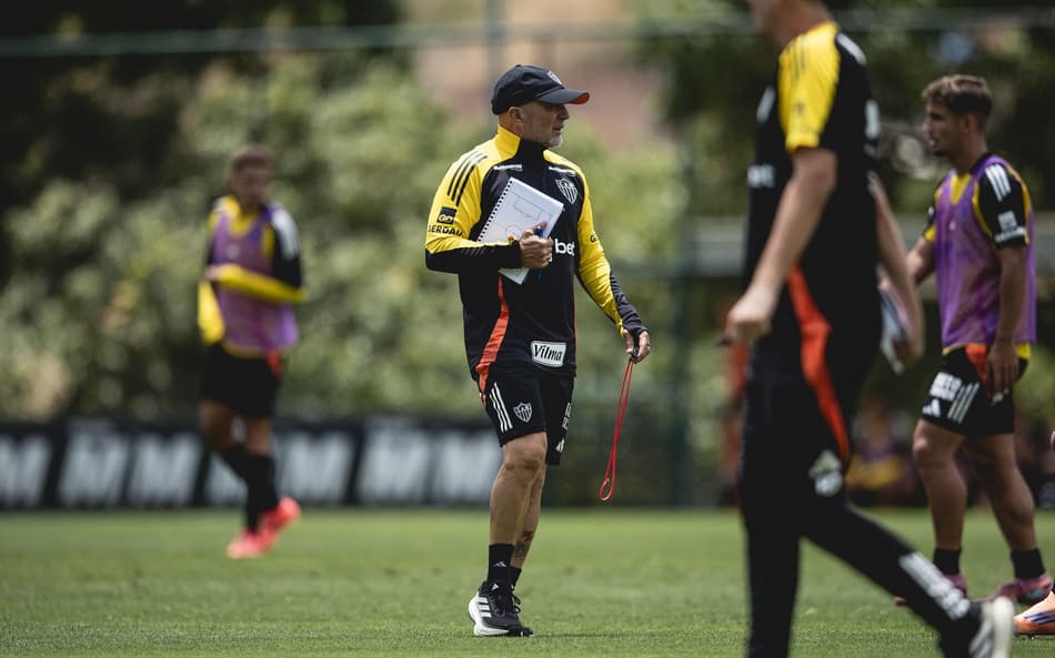 As opções de Sampaoli contra o Ceará (Foto: Pedro Souza)