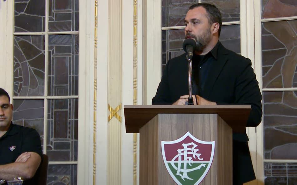 Mário Bittencourt, presidente do Fluminense, nas Laranjeiras (Foto: Reprodução / FluTV)