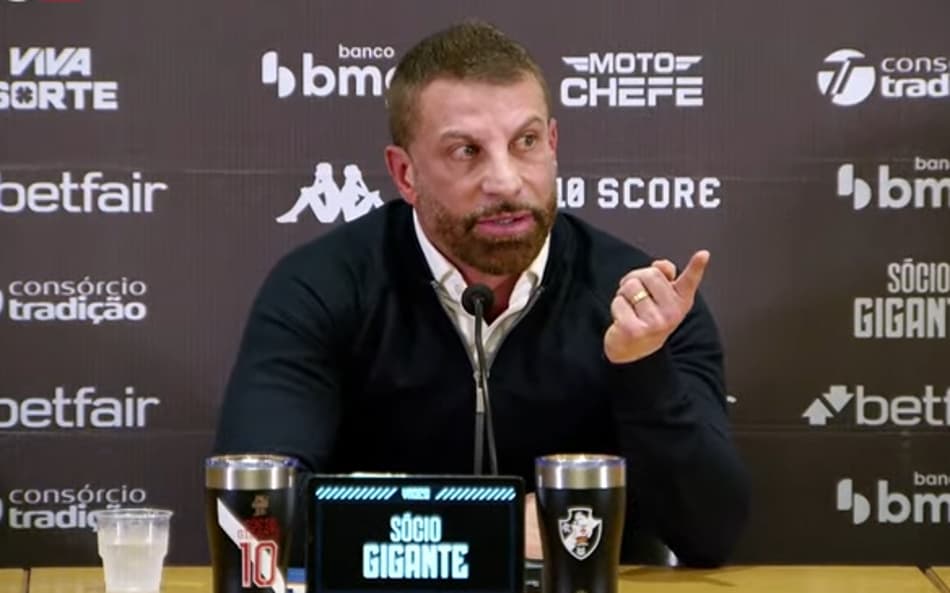 Pedrinho Coletiva Vasco