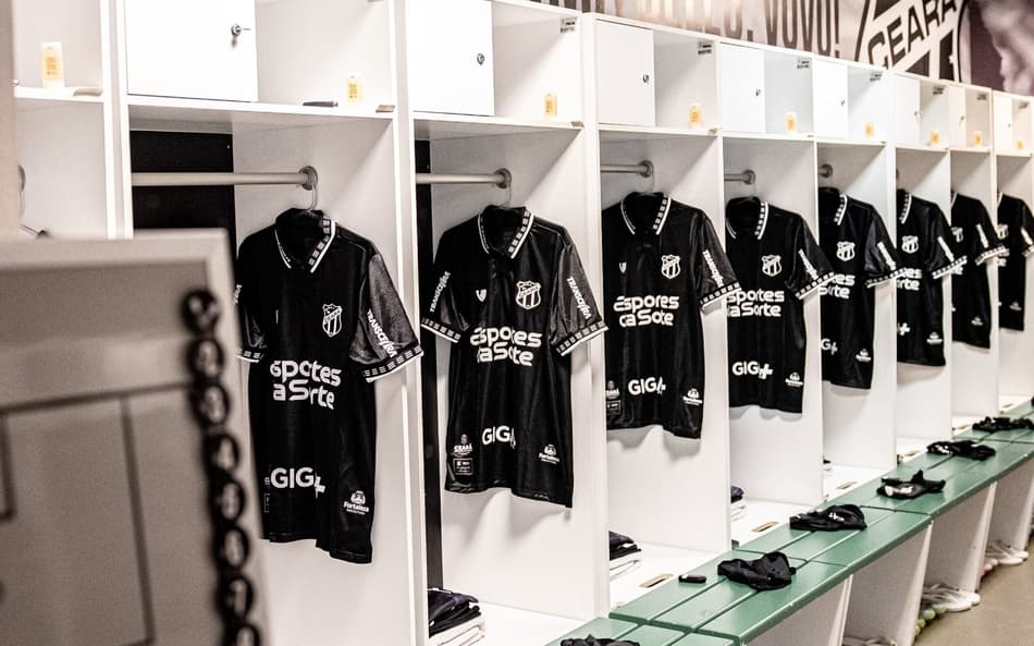 Ceará enfrenta o Santos pelo Brasileirão (Foto: Felipe Santos/Ceará SC)