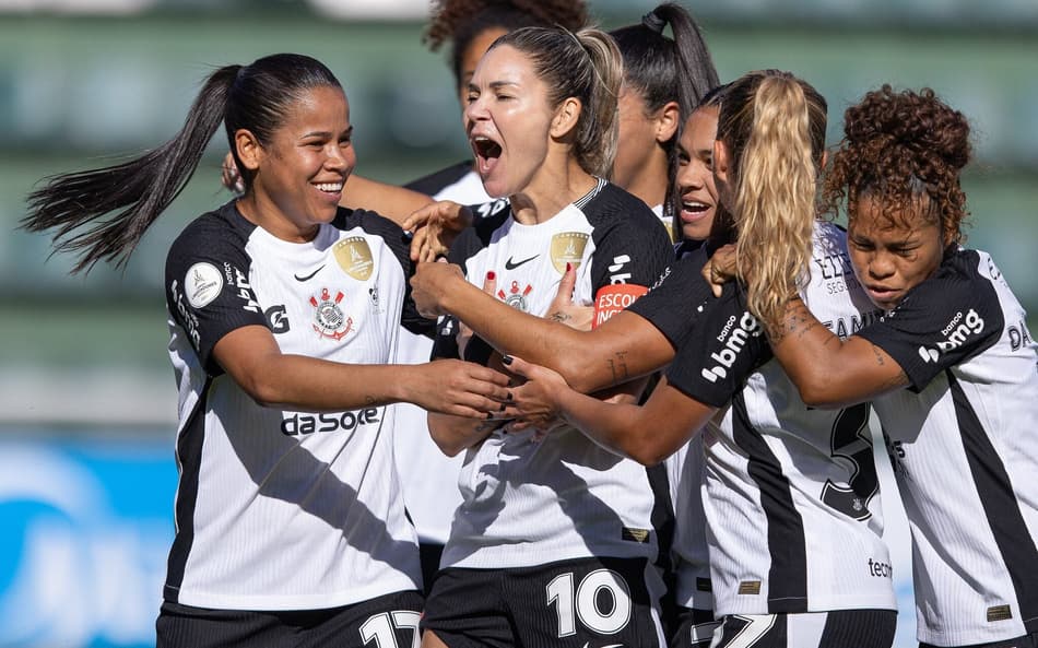 Jogadoras do Corinthians comemoram gol pela Libertadores Feminina (Foto: Staff Images Woman/Conmebol)