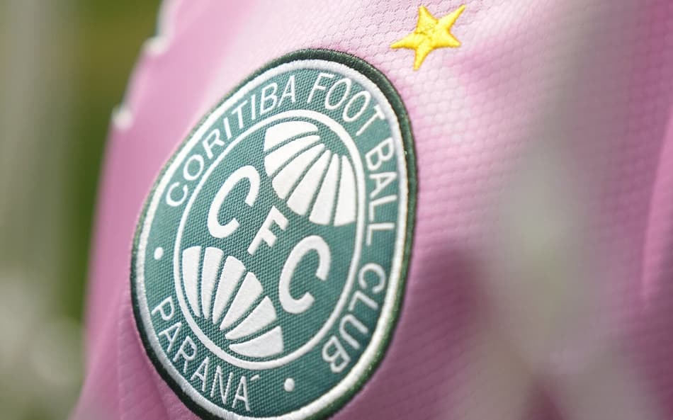 Coritiba camisa Outubro Rosa 2025