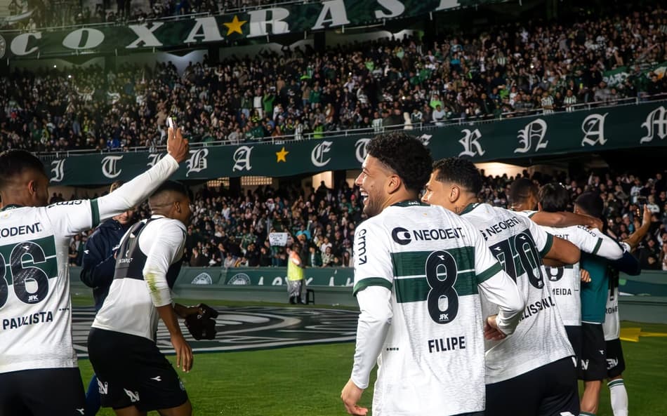 Coritiba comemoração Couto Pereira