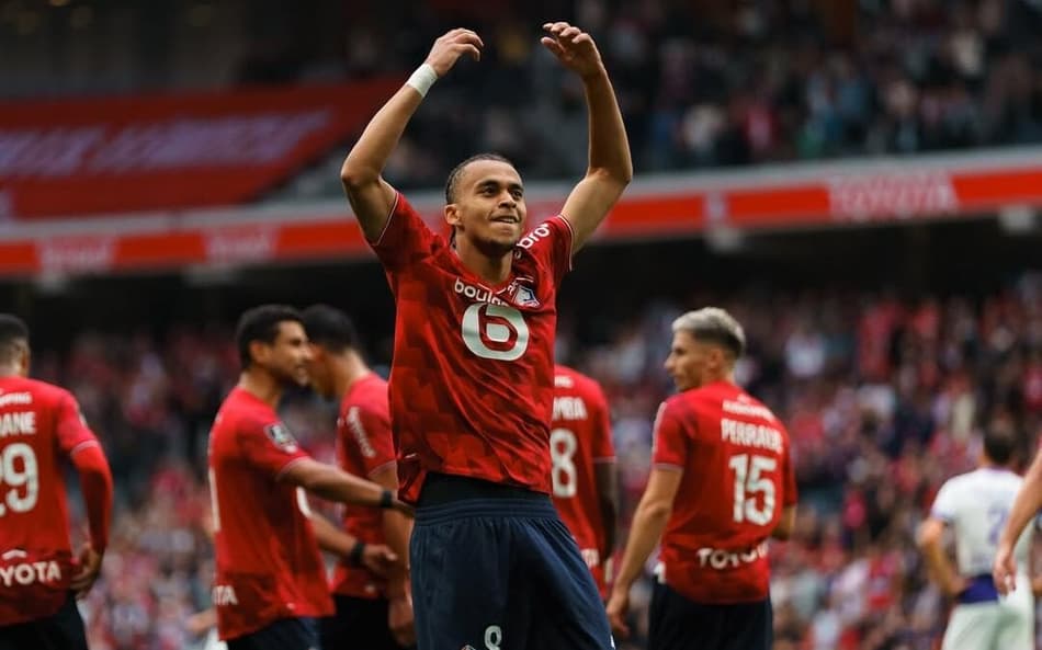Ethan Mbappé comemora seu primeiro gol a serviço do Lille (Foto: Reprodução Instagram/@ethanmbappe)