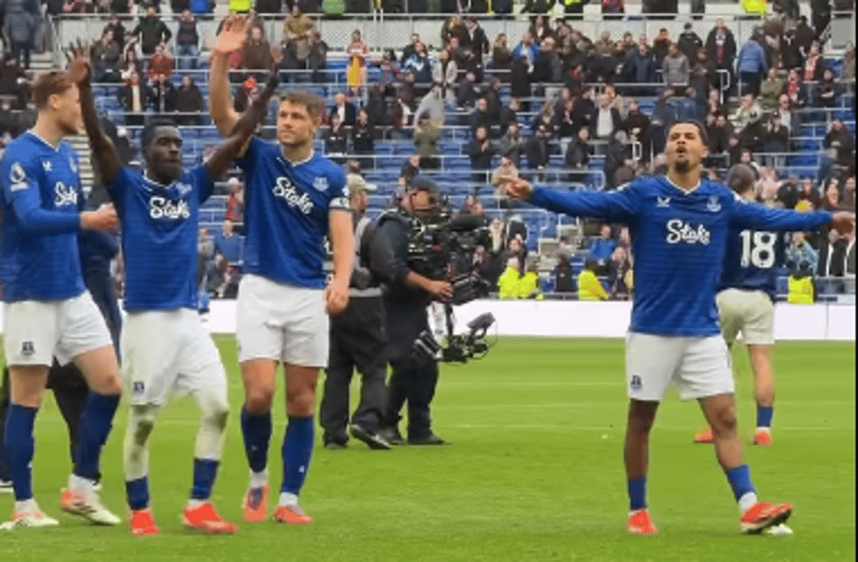 Everton venceu o Crystal Palace pela Premier League (Foto: Reprodução/Instagram @everton)