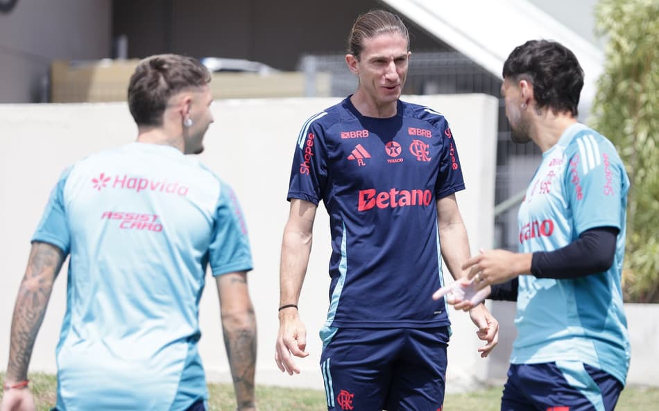 Filipe Luís Arrascaeta Varela treino Flamengo