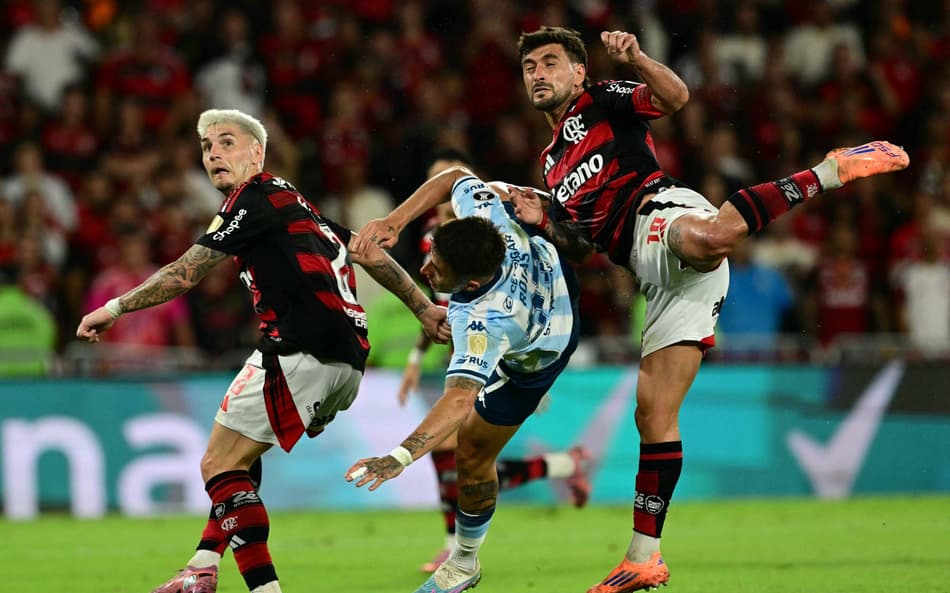 Flamengo x Racing no Maracanã pela Libertadores 2025 - jogo de ida de semifinal (Foto: Pablo Porciuncula/AFP)