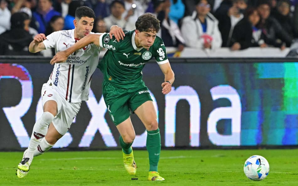 Giay em LDU x Palmeiras