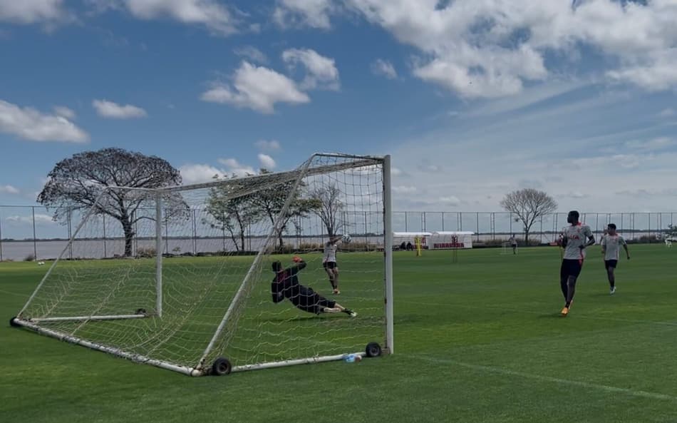 Treino do Internacional no CT Parque Gigante