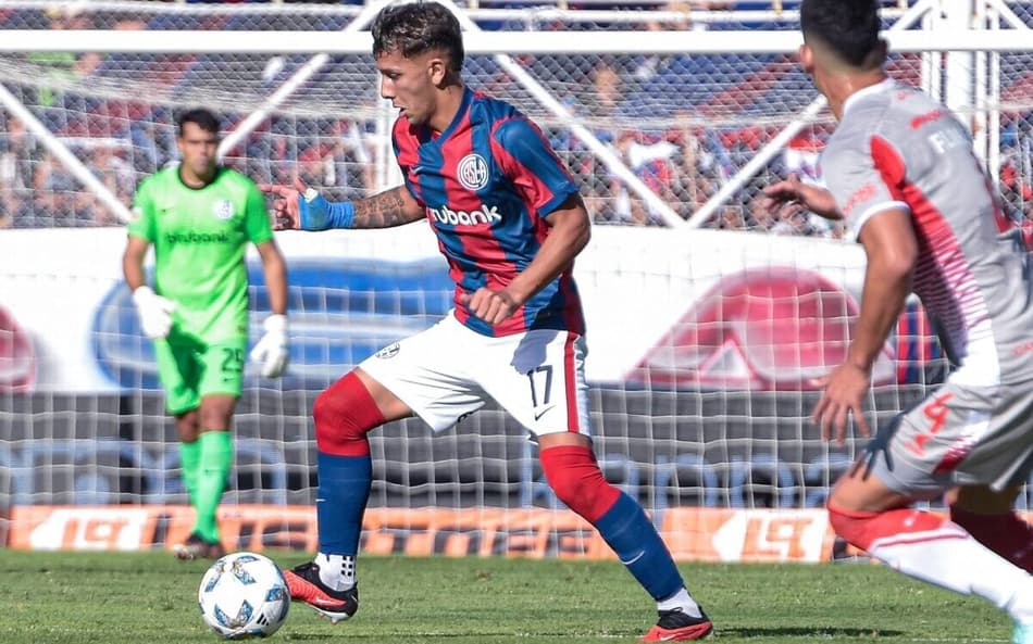 Elián Irala, volante o San Lorenzo