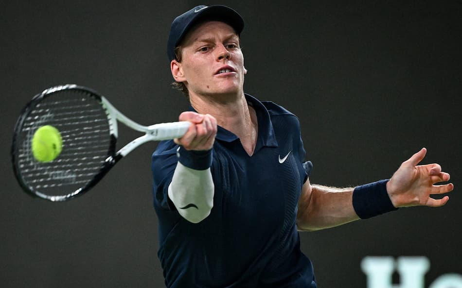 Jannik Sinner no Masters 1000 de Xangai (Foto: Jade Gao/AFP)