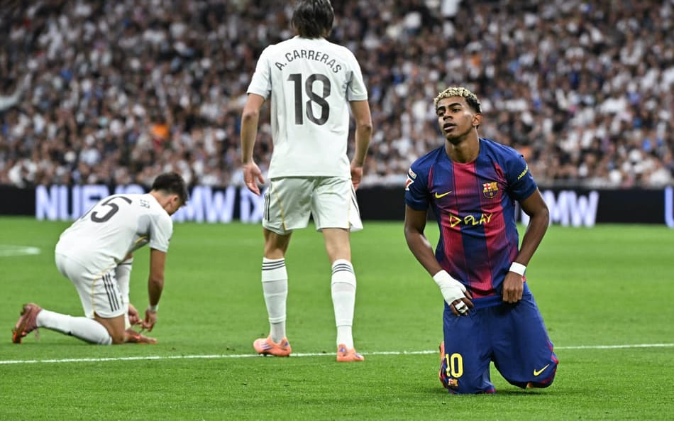Lamine Yamal no duelo contra o Real Madrid (Foto: Javier Soriano/AFP)