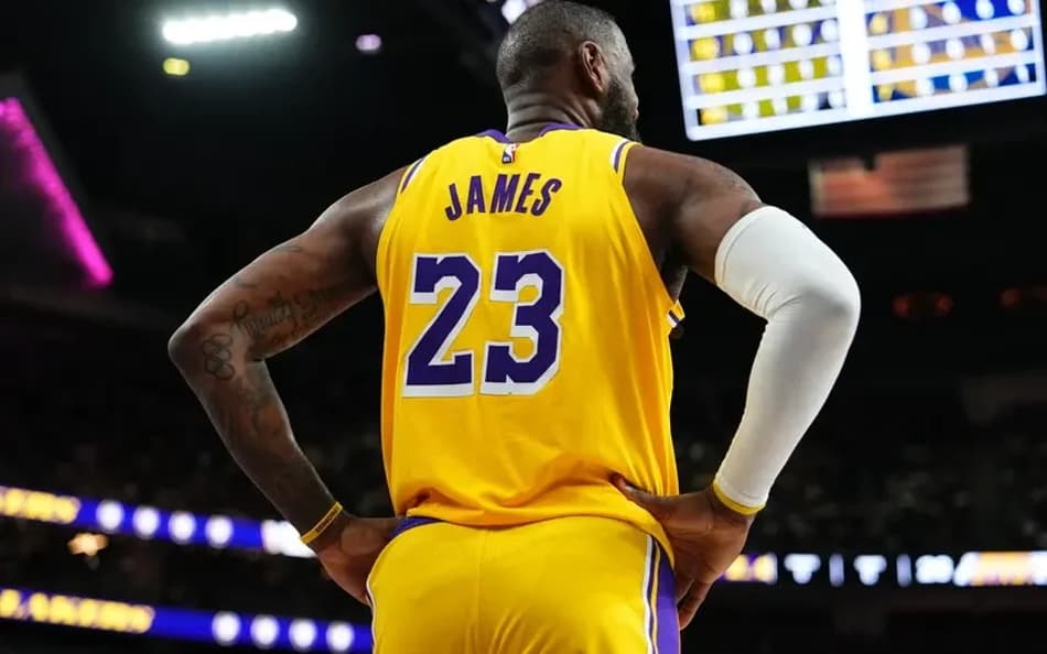 Hoje com 40 anos, LeBron James está na NBA desde 2003