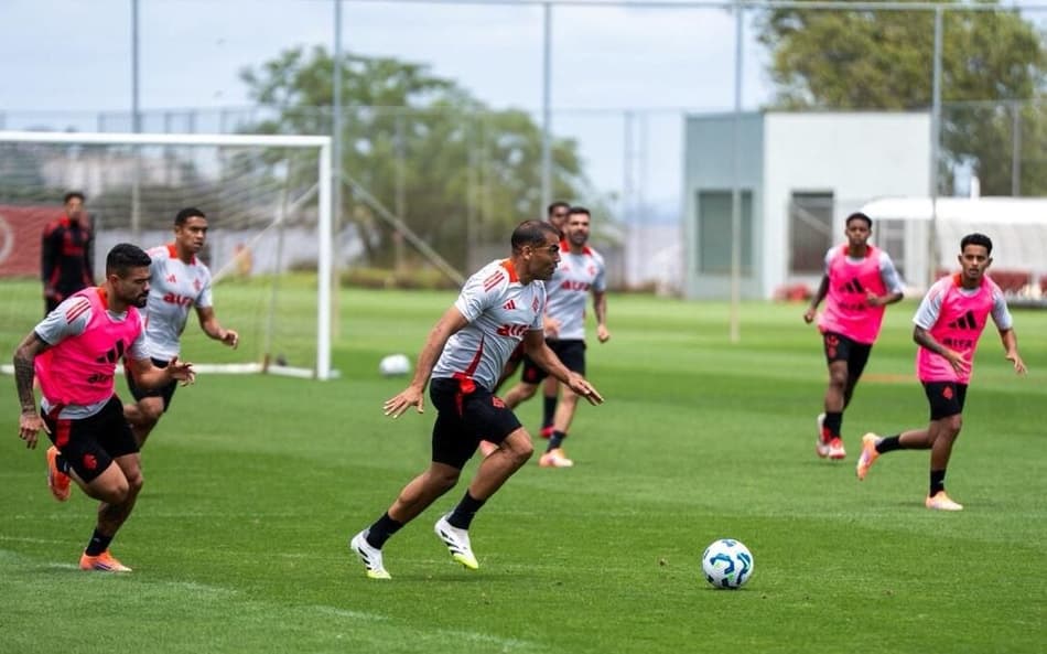 Treino do Internacional no CT Parque Gigante