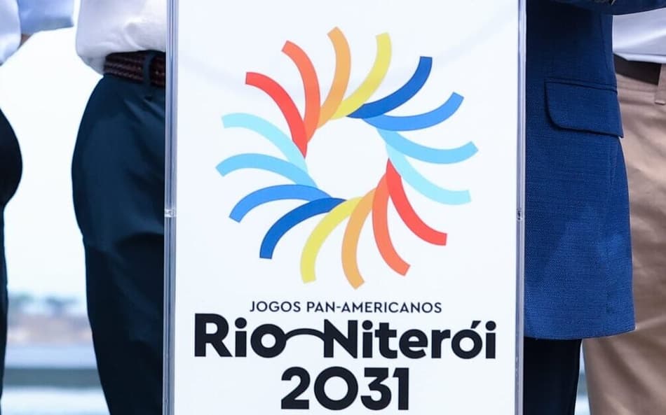 Rodrigo Neves, prefeito de Niterói, durante visita da Panam Sports a Niterói (Foto: Candidatura Rio-Niterói ao Pan 2031)