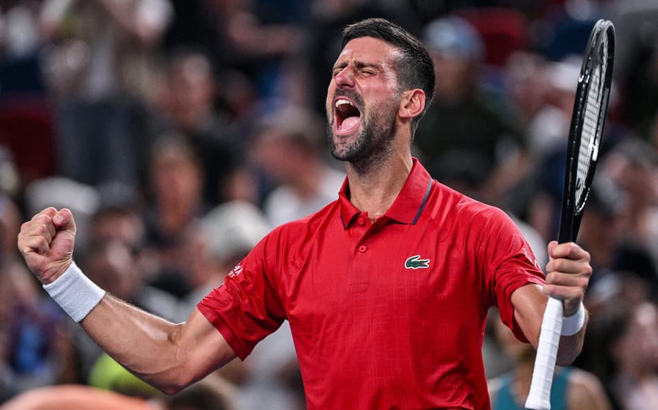 Novak Djokovic garante vaga nas oitavas do Masters 1000 de Xangai (Foto: Hector Retamal/AFP)