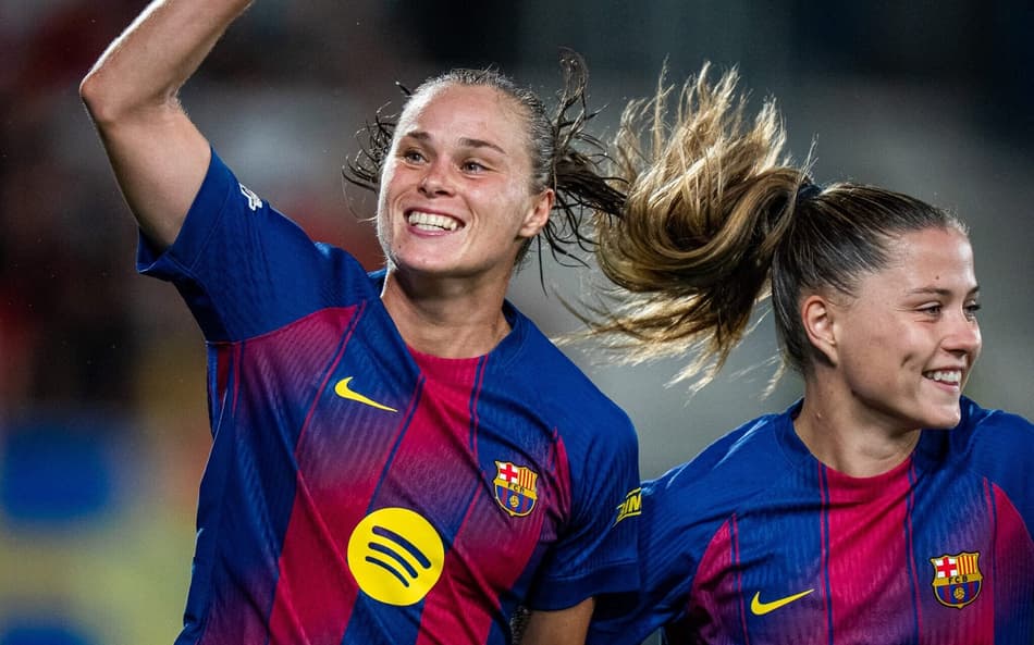 Pajor comemorando o gol marcado contra o Bayern de Munique na Champions League Feminina (Foto: Reprodução/X)