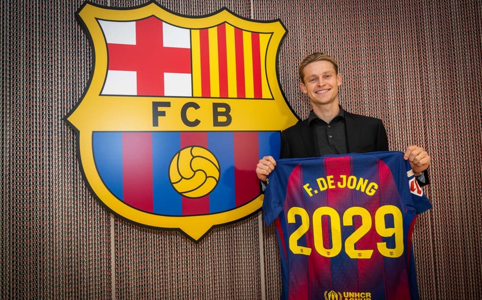 Renovação de De Jong anunciada pelo Barcelona (Foto: Reprodução/X)