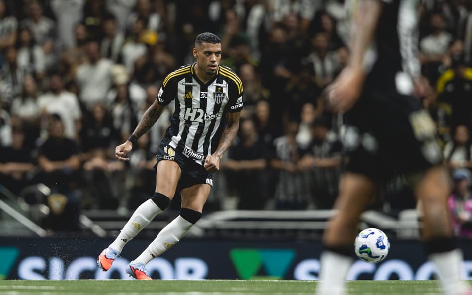 Ruan faz seu primeiro jogo como titular do Atlético (Foto: Pedro Souza / Atlético)