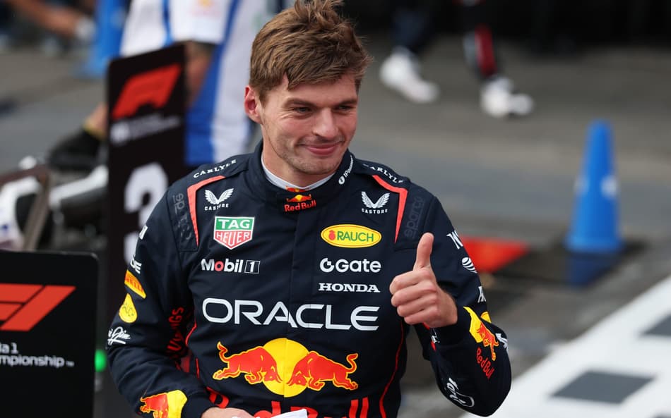 Max Verstappen conquista pole position no GP do Ajerbaijão (Foto: Steven Tee / LAT Images / Getty Images / Red Bull Content Pool)