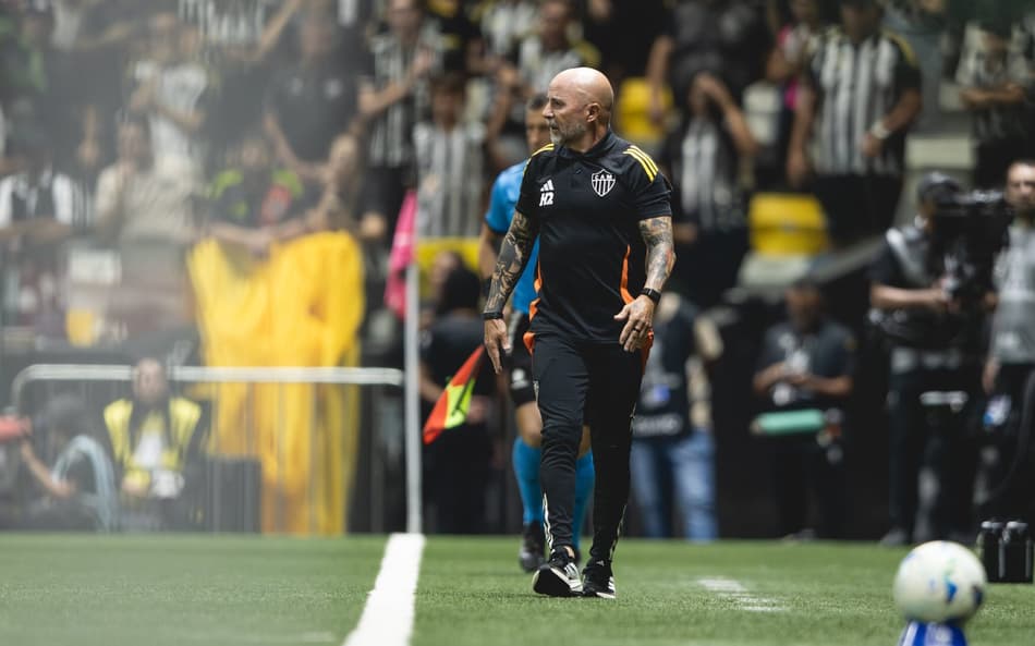 Sampaoli na partida contra o del Valle (foto: Pedro Souza / Atlético)
