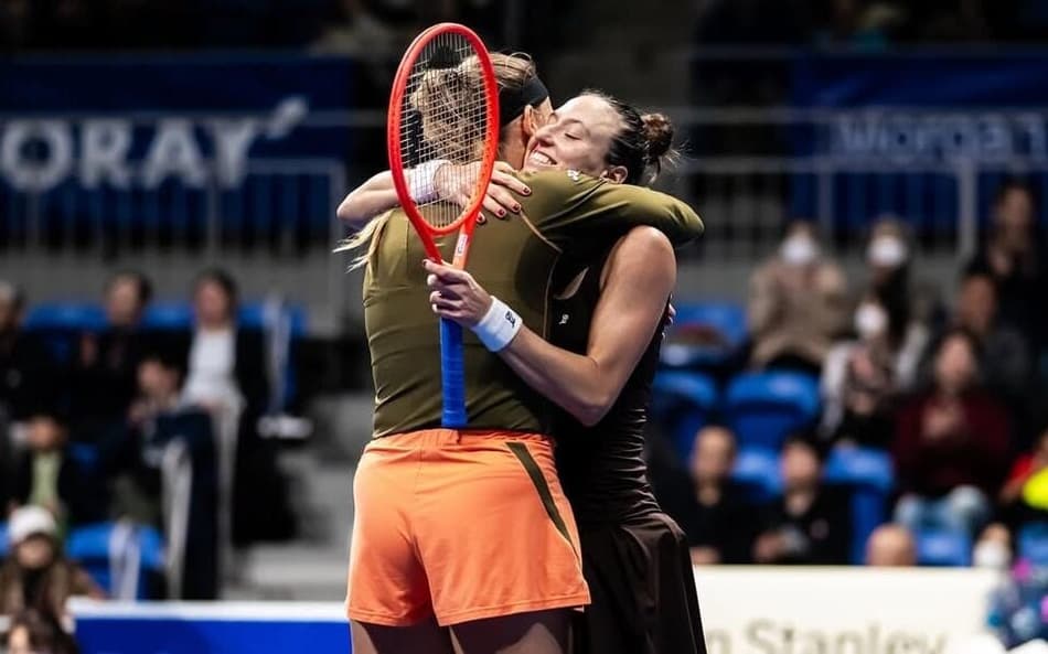 Luisa Stefani conquista WTA 500 de Tóquio e garante quarto título no ano. (Foto: Reprodução)