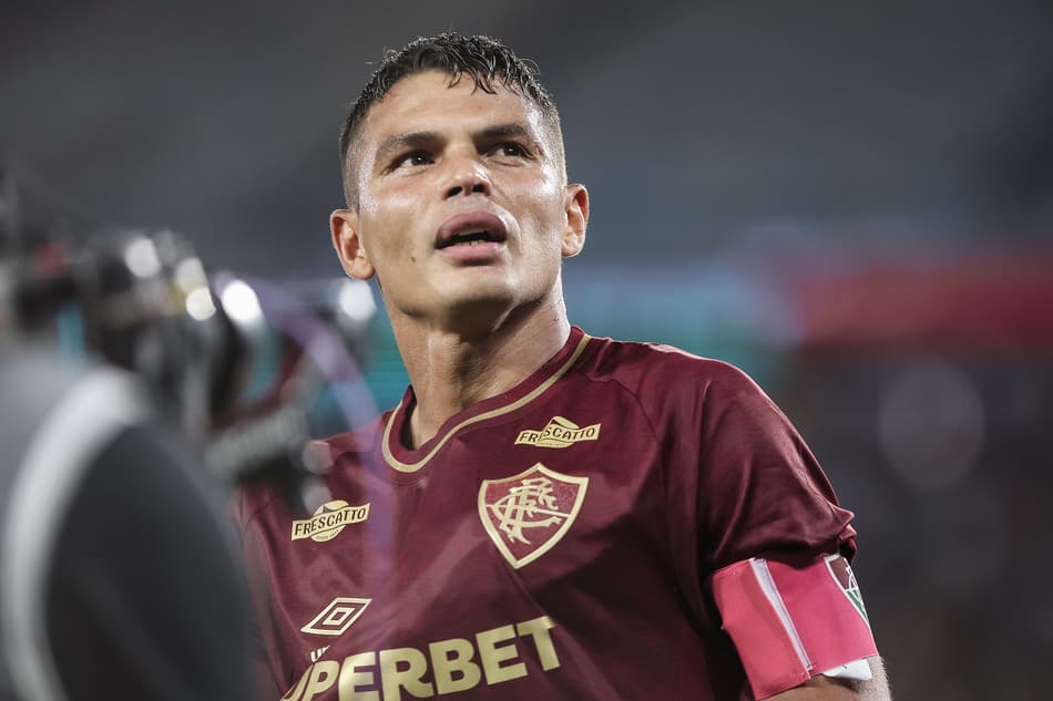 Thiago Silva em campo pelo Fluminense no Brasileirão (Foto: Lucas Merçon/FFC)