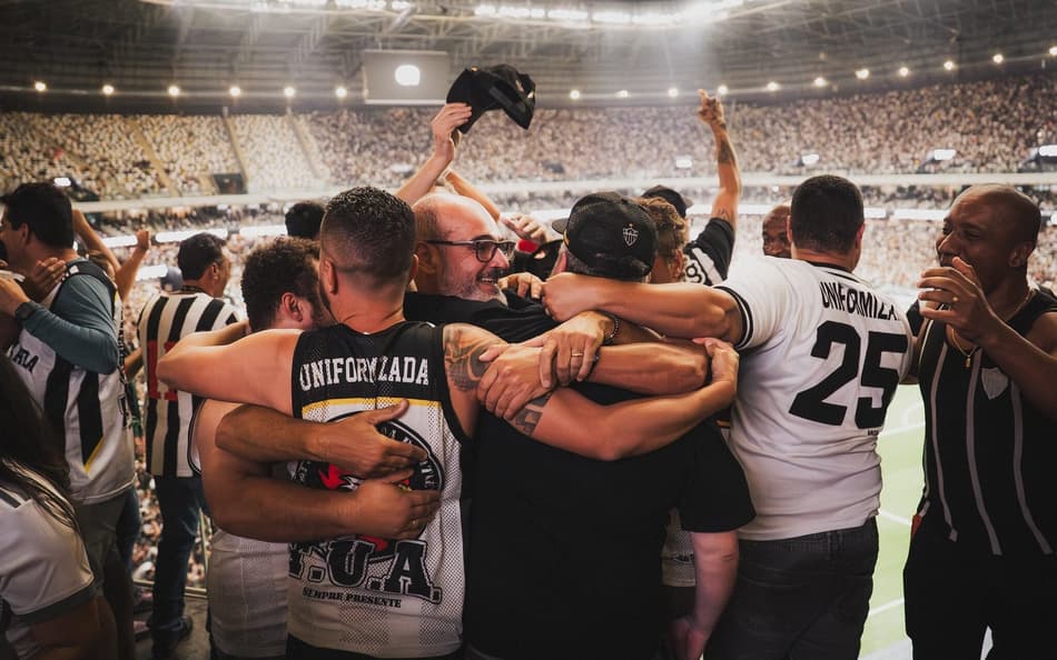 Torcida do Galo comemorando classificação para final( Foto: Luís Amaral / Atlético)
