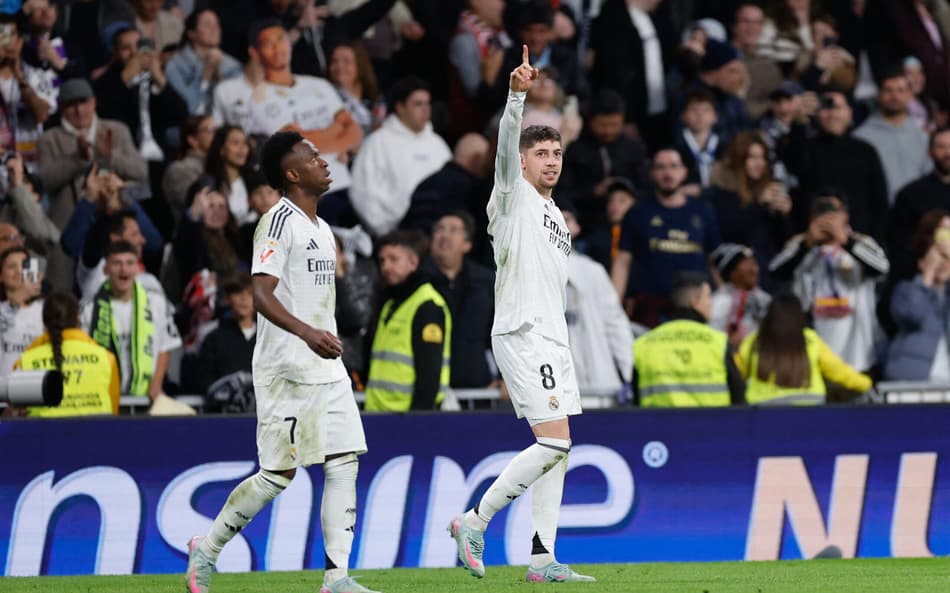 Valverde comemora gol da vitória do Real Madrid sobre o Athletic Bilbao, pela La Liga