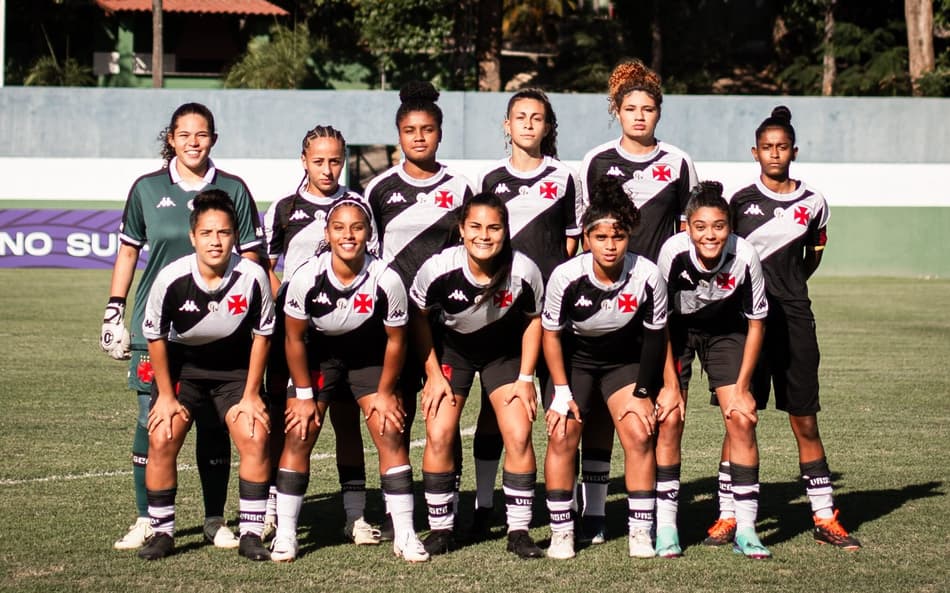 Time do Vasco que disputará o Carioca Feminino Sub-17 (Foto: João Gabriel Alves/Vasco)