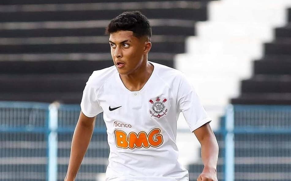 Kauê Moreira de Souza será indenizado pelo Corinthians (Foto: Reprodução/Instagram)