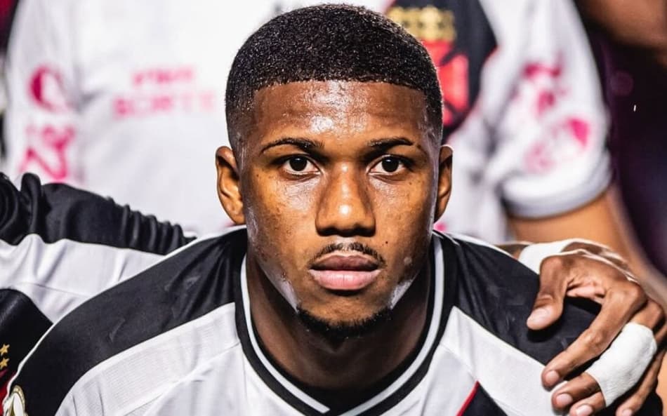 Leandrinho recebe sondagens e pode deixar o Vasco no final da temporada