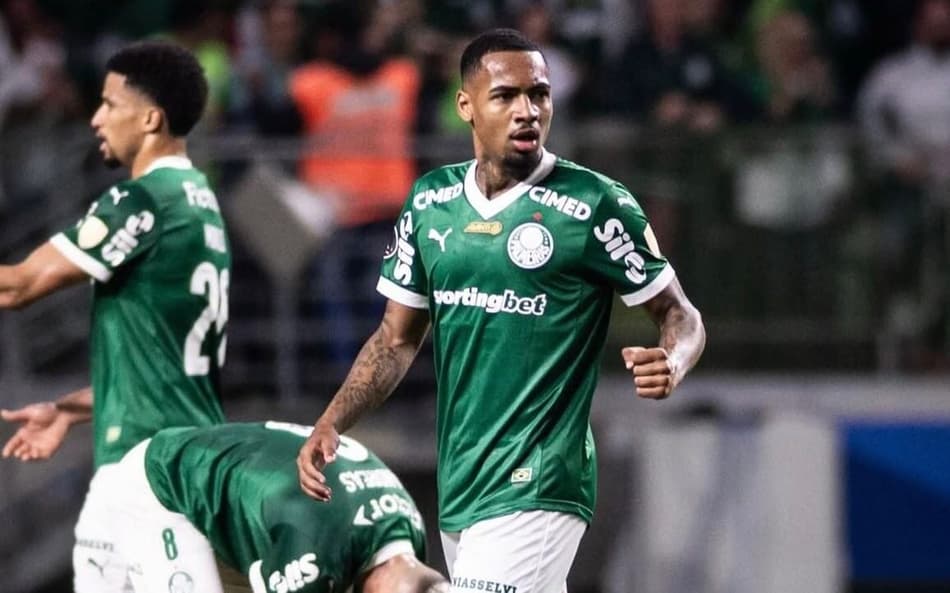 Do fim da fila a herói improvável: Allan vive noite mágica e crava nome na história do Palmeiras