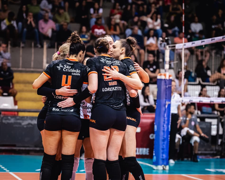 Tijuca e Osasco pela Superliga de vôlei feminino (Foto: Thiago Mendes / TTC)