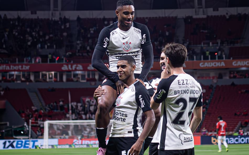 Gui Negão voltou a marcar com a camisa do Corinthians