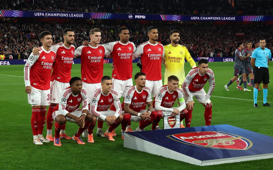Pela Champions League, o Arsenal venceu o Olympiacos por 2 a 0 (Foto: Adrian Dennis / AFP)