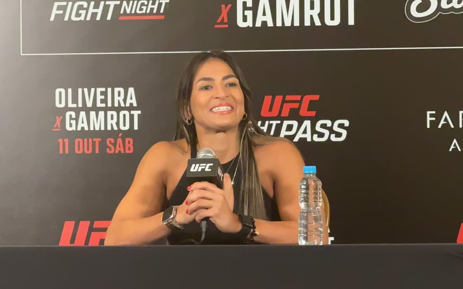 Bia Mesquita durante media day para UFC Rio (Foto: Anna Ramos/Lance!)