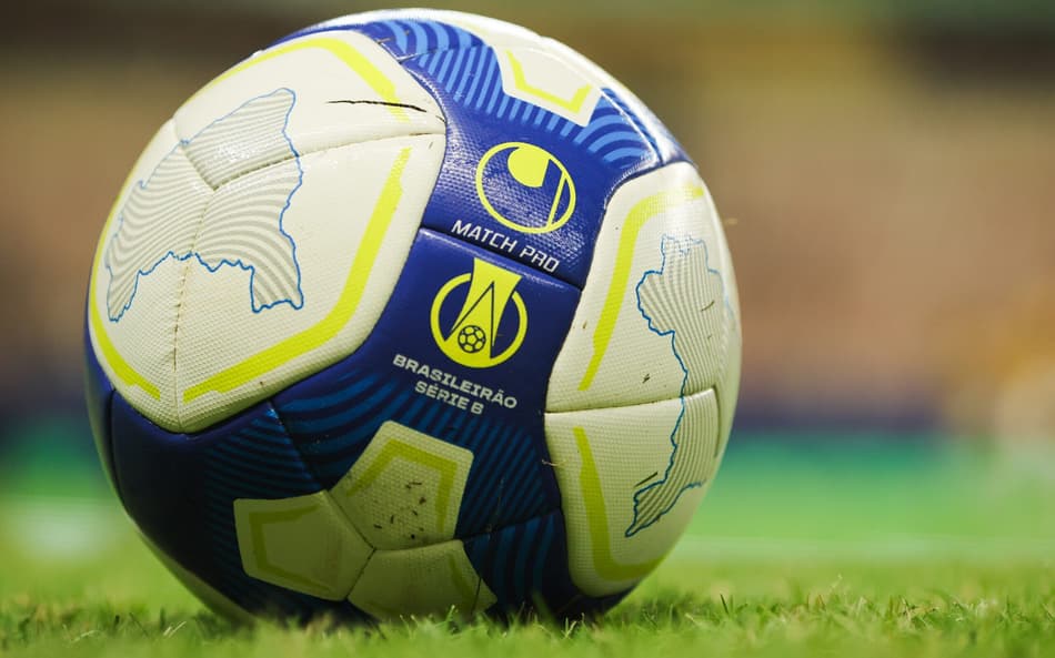 Bola de futebol