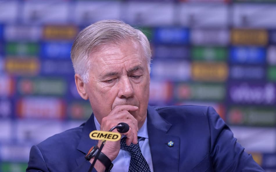 Carlo Ancelotti, técnico da Seleção Brasileira, em coletiva de imprensa