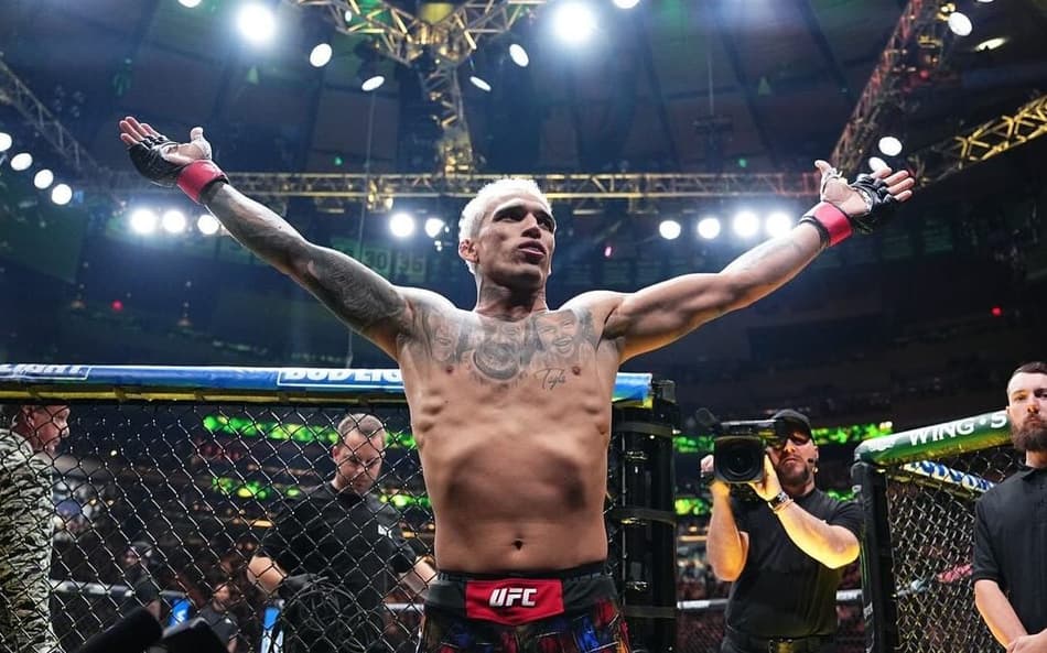 Charles Oliveira lidera a Seleção Brasileira no UFC Rio (Foto: Reprodução Instagram charlesdobronxs)