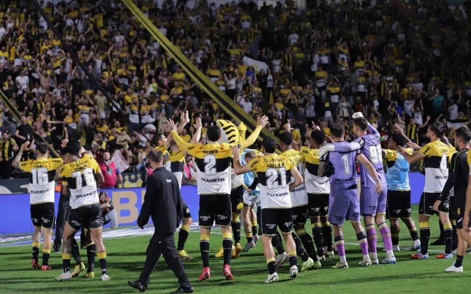 Criciúma briga pelo acesso na Série B (Foto: Celso da Luz / Criciúma)