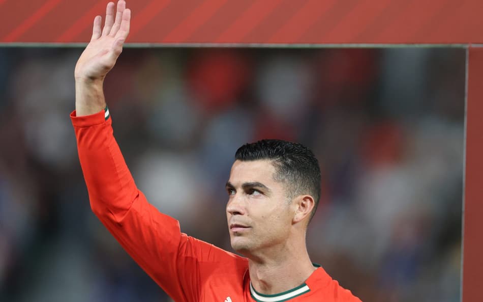 Cristiano Ronaldo no jogo de Portugal contra Hungria pelas Eliminatórias (Photo by PATRICIA DE MELO MOREIRA / AFP)