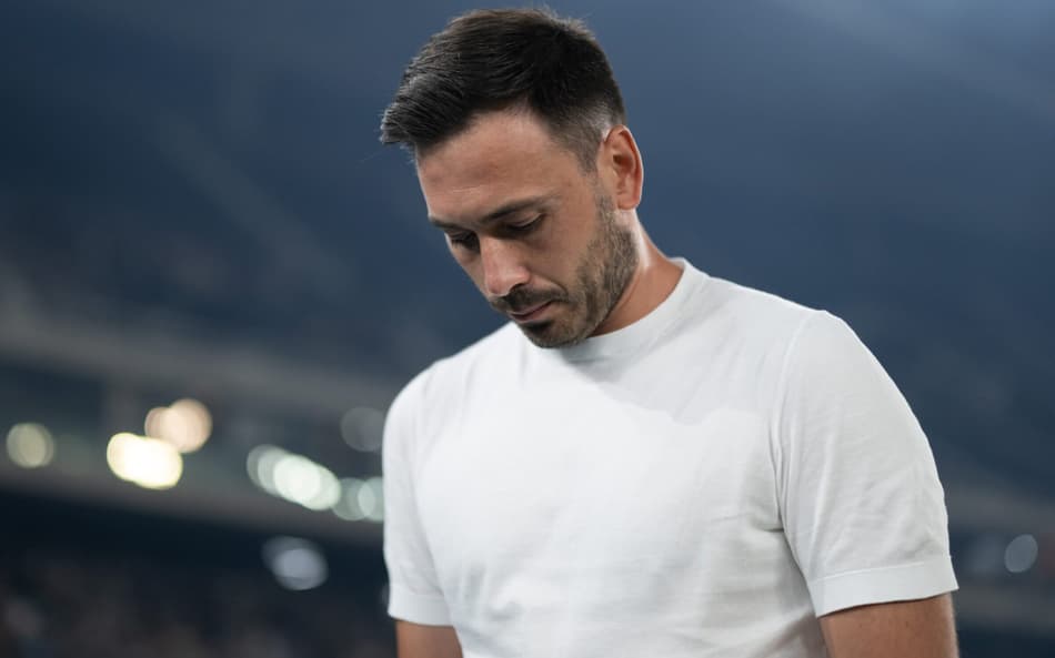 Davide Ancelotti, treinador do Botafogo, em jogo contra o Flamengo, pelo Brasileirão