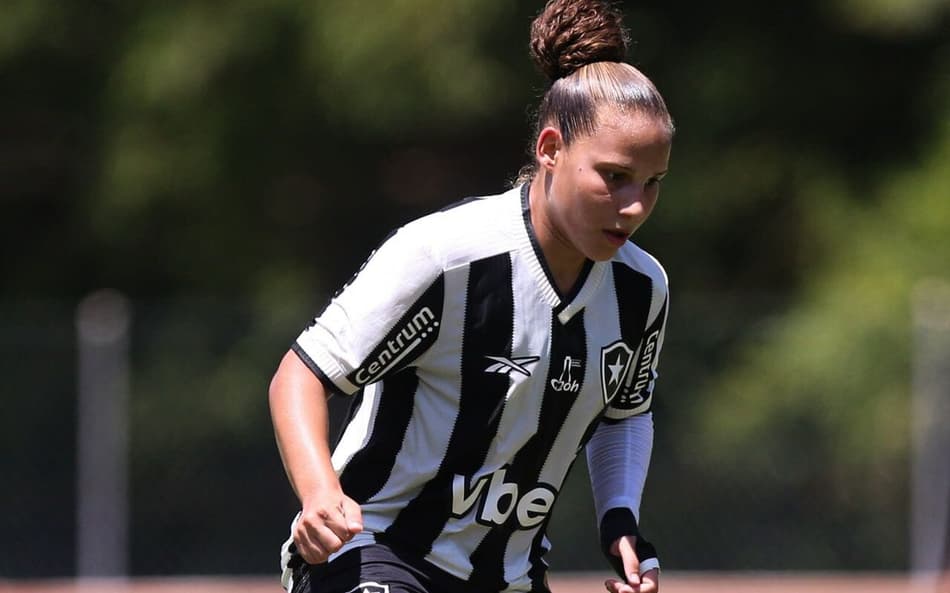 Meia do Botafogo, Duda Basílio analisa semifinal do Carioca