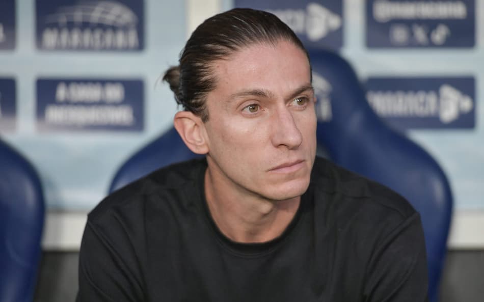 Filipe Luís em Flamengo x Vasco (Foto: Thiago Ribeiro/AGIF)