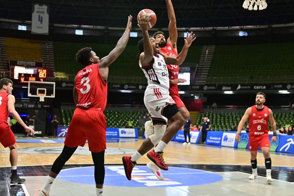 Flamengo é finalista do Torneio de Abertura do NBB