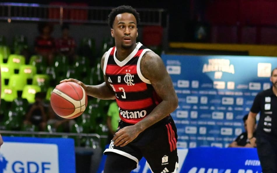 Flamengo disputa última partida da fase de grupos do torneio de abertura do NBB (Foto: João Pires)
